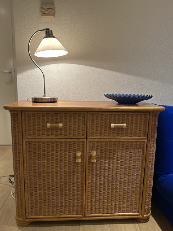 Image 1 of Prachtige lade kast uit de jaren 80 met rotan en bamboe.