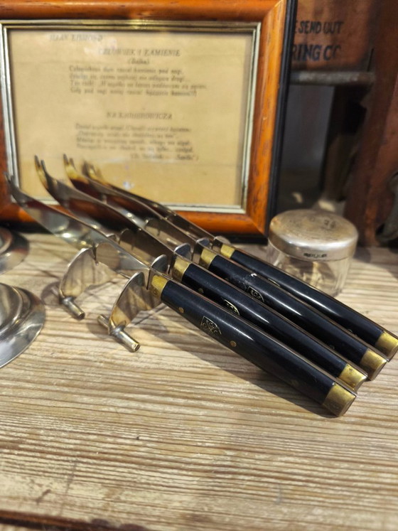 Image 1 of Posate antiche, candeliere e contenitore in argento del 1919.