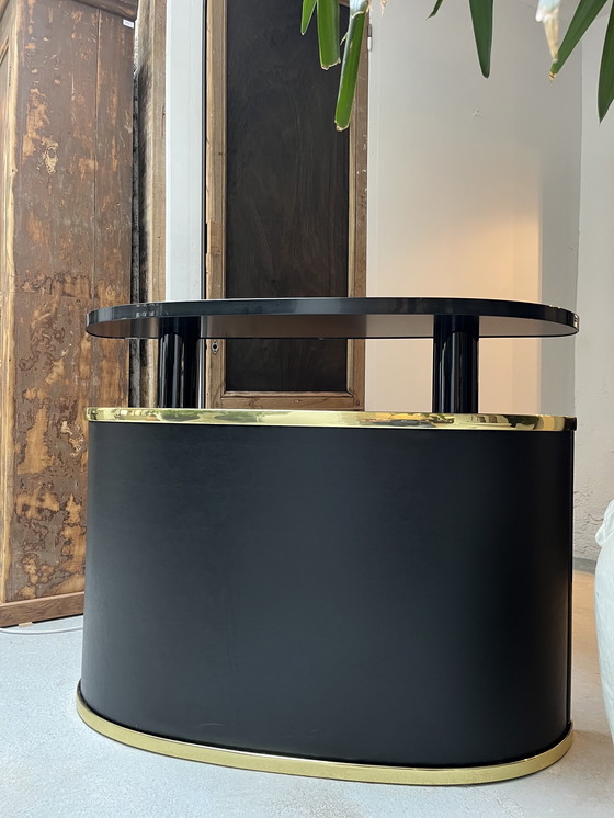 Image 1 of Conjunto de bar, taburetes y muebles de los años 80