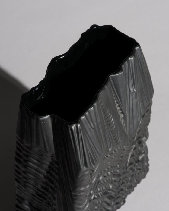 Image 1 of Martin Freyer Rosenthal Bisque Porcelaine Noire "Cascade" Vaas Brutalist Op-Art