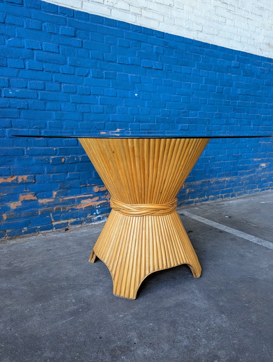 Image 1 of Table de salle à manger vintage McGuire en verre et bambou 1970