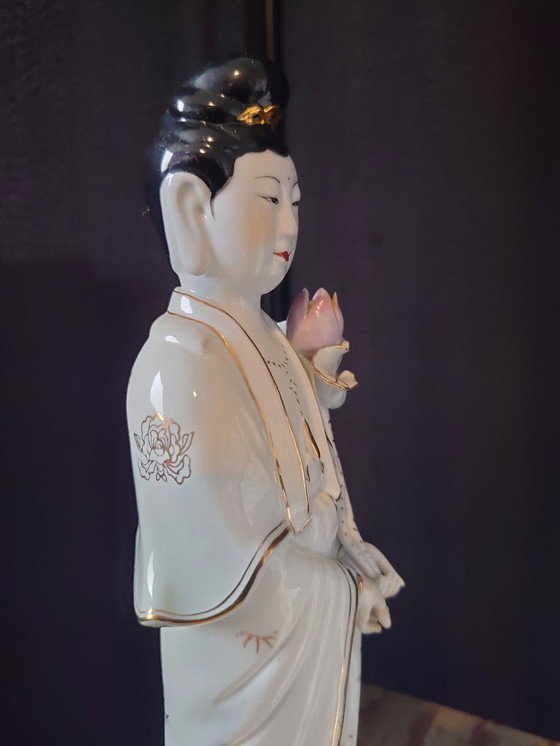 Image 1 of Vintage porcelain statues Guanyin (mirrored)