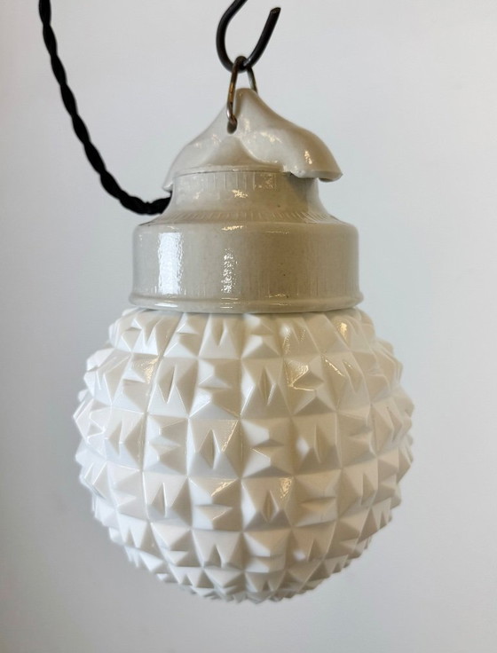 Image 1 of Vintage witte porseleinen hanglamp, jaren 70