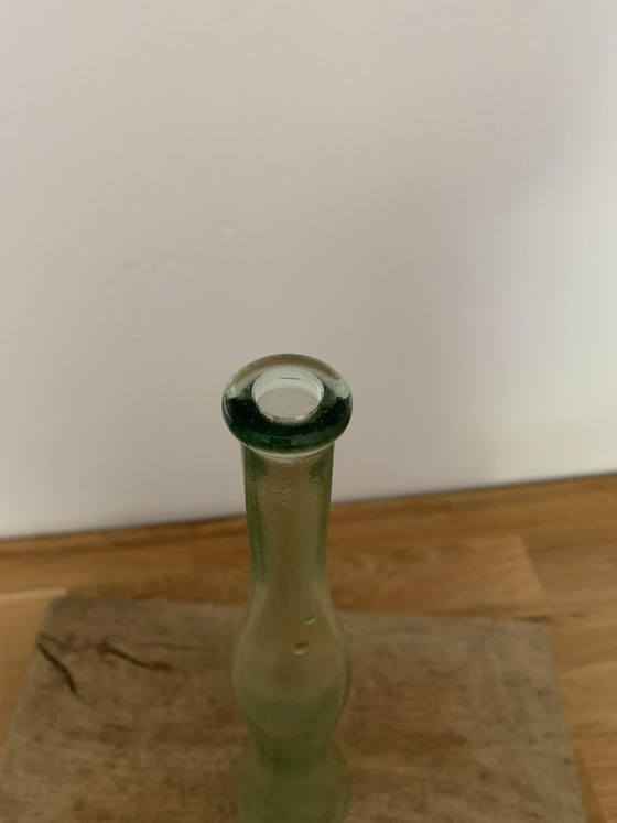 Jarrón de Cristal Verde Mid-Century, Años 80 – Jarrones, Vidrio, Mid Century Modern (photo 4 of 4)