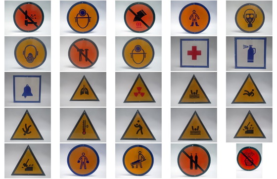 Image 1 of enamel sign boxer