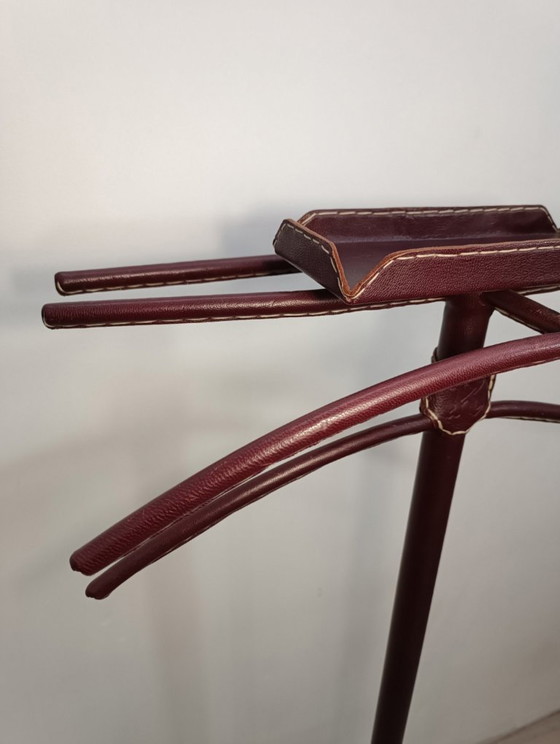 Image 1 of Valet de chambre gainé cuir par Jacques Adnet 1950