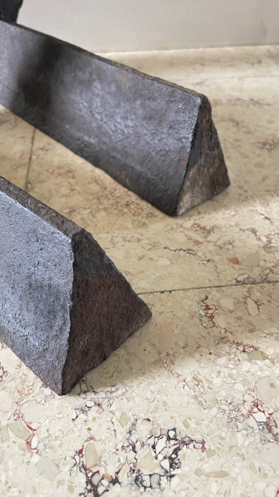 Image 1 of Perros de bomberos de hierro fundido antiguos para apartamentos