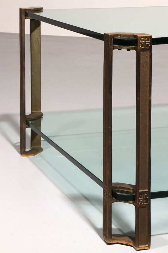 Image 1 of Elegante mesa de mediados de siglo de Peter Ghyczy, modelo T24