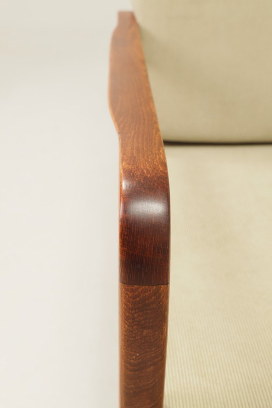 Image 1 of Poltrona vintage in velluto a coste color oliva con struttura in legno, design moderno di metà secolo, 1970