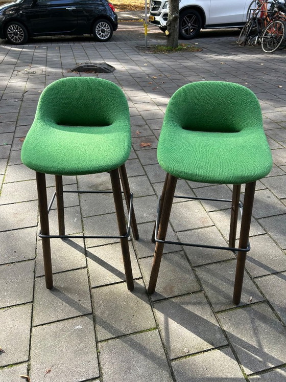 2x Artifort Barstool – Metal, Textile (photo 2 of 10)