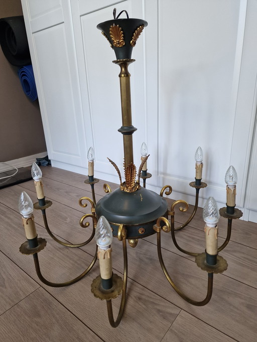 Elegant chandelier lamp