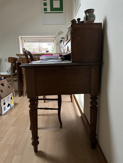Bureau/table d'écriture ancienne avec commode