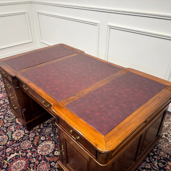Scrivania da Partner Classica Inglese in Pelle Rosso Bordeaux – Scrivanie, Leather, Wood (photo 17 of 19)
