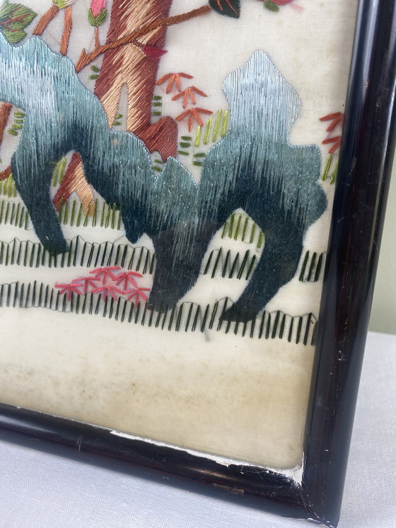 Image 1 of Antieke zijden draadschildering