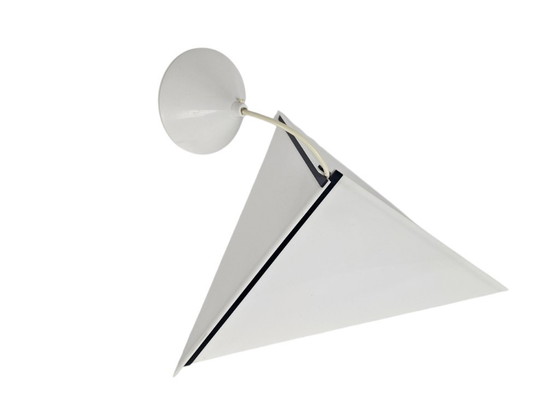 Image 1 of Pola - Harco Loor stijl - triangle - driehoek - kunststof design - post modern - 80s