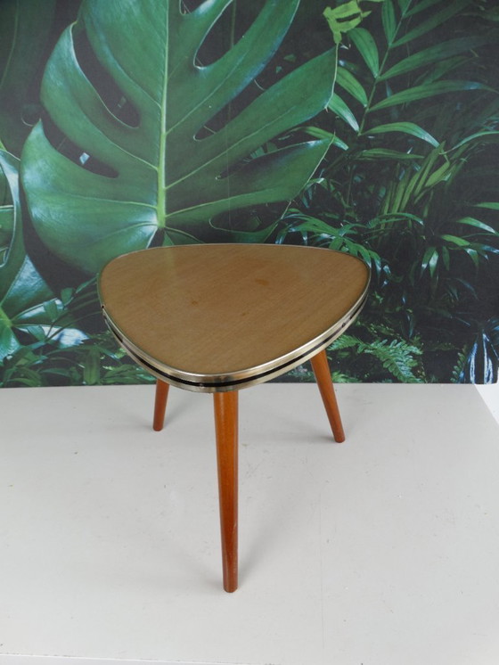 Image 1 of Mesa auxiliar años 60