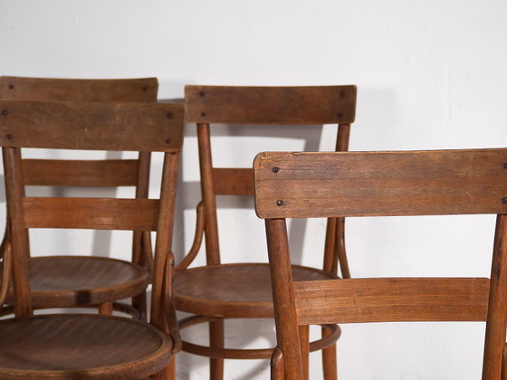 Antique set of Thonet chairs (c.1920). Set of four pieces #1 – Dining chairs (photo 16 of 40)