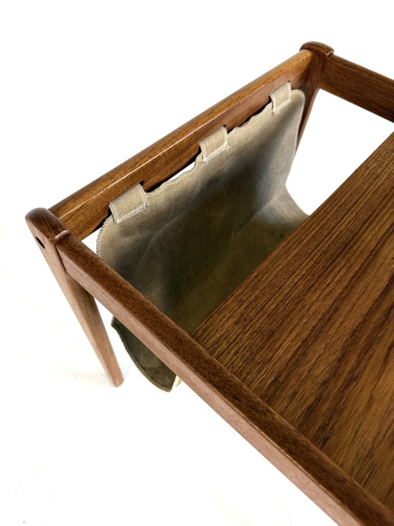 Image 1 of Vintage Deense lectuurtafel ‘70