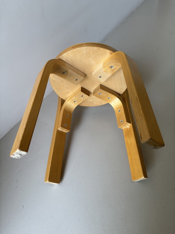 Sedia per bambini vintage scandinava modello 68 in compensato e betulla attribuita ad Alvar Aalto per Artek (photo 7 of 7)