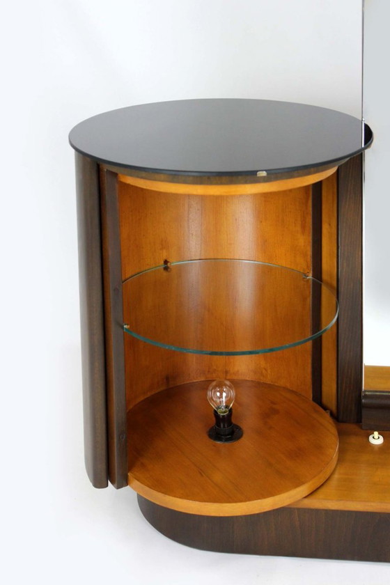 Image 1 of Toeletta restaurata con specchio di Jindrich Halabala per Up Zavody, anni '40