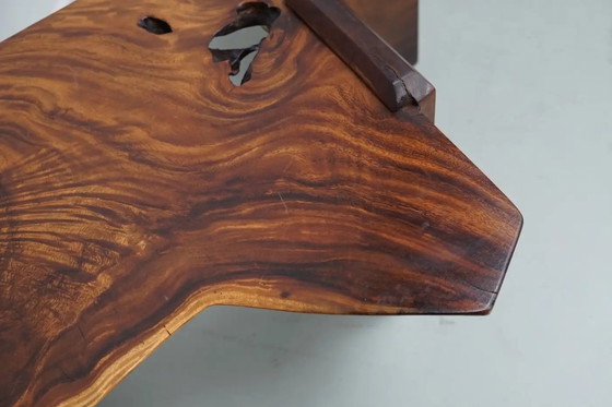 Image 1 of Ensemble de deux tables basses vintage en noyer naturel, vers 1970/1980