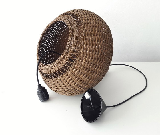 Image 1 of Magnifique suspension en rotin, suspension style Mid-Century Modern, lampe de table vintage