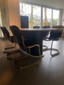 Schitterende Italiaanse eethoek uit de jaren 70 – 6 Willy Rizzo stoelen voor Cidue en een marmeren tafel.