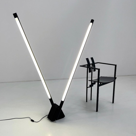 Lampada da terra Sistema Flu di Rodolfo Bonetto per Luci Italia, anni '80 – Lampade da terra, Metal, Plastic (photo 5 of 8)