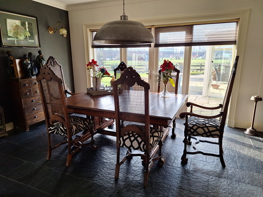 Antique table with 6 chairs in good condition