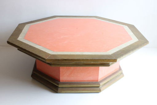 Tavolo in ottone e finte perle rosa di Rodolfo Dubarry, Marbella, anni '70