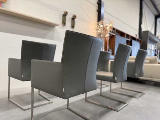 Image 1 of 6 Bert Plantagie Tidy & Misty Eetkamerstoelen Grijs Leer