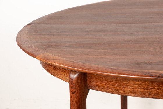 Image 1 of Tavolo da pranzo allungabile in palissandro danese di Kai Lyngfeldt Larsen per Søren Willadsen 1960.