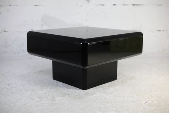 Image 1 of Tavolino da caffè in legno laccato nero