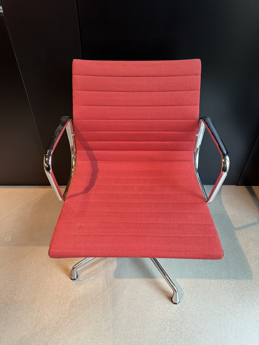 Vitra EA108 Stuhl EA 108 Bürostuhl