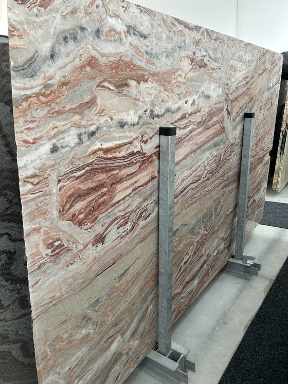 Piano di lavoro in pietra naturale per cucina: di alta qualità e senza tempo, NDONI Natursteine (foto 17 di 25)