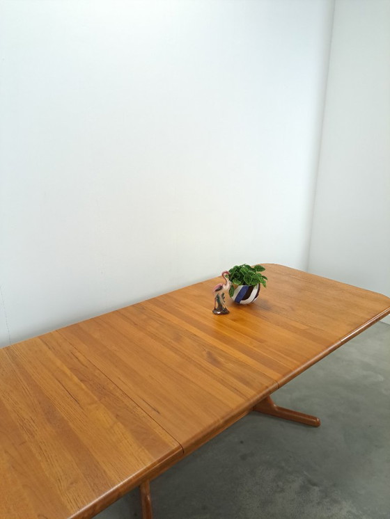 Image 1 of XL Table de salle à manger danoise en teck extensible