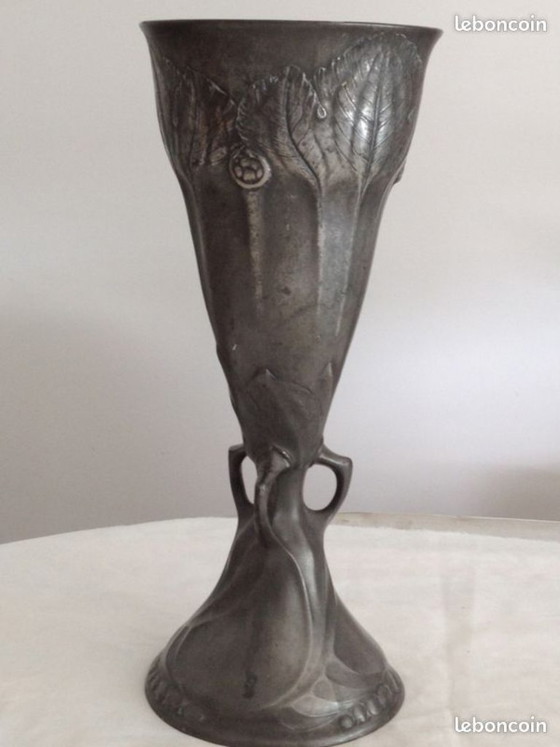 Image 1 of Pewter vase by Kayserzinn 4445, Art Nouveau floral relief, circa 1905