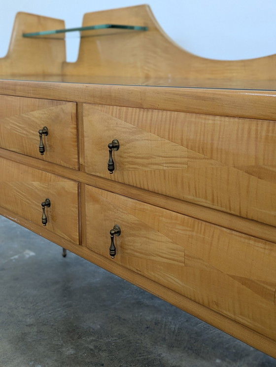 Image 1 of Años 50 - Madera, latón, vidrio - Cómoda y mesilla de noche