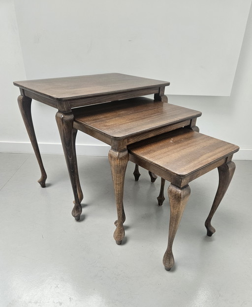 Queen Anne nesting tables
