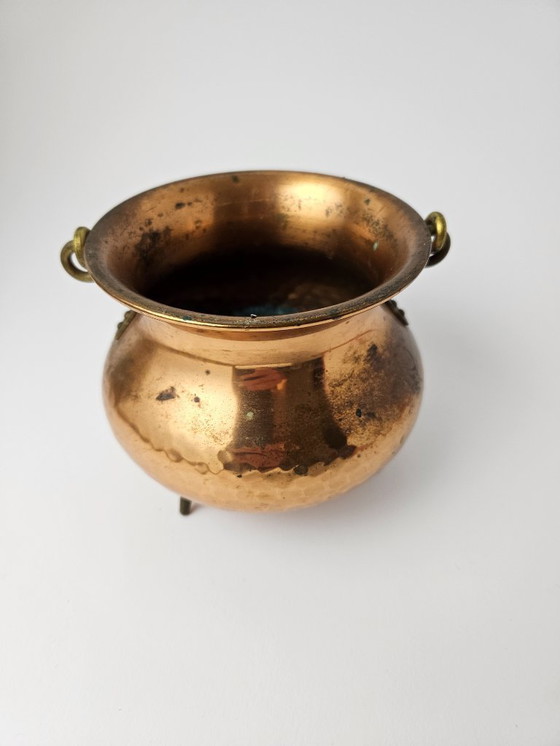 Image 1 of Gepatineerde vintage gehamerde messing cachepot | Bloempot | Plantenbak | Plantenhouder | Jardiniere