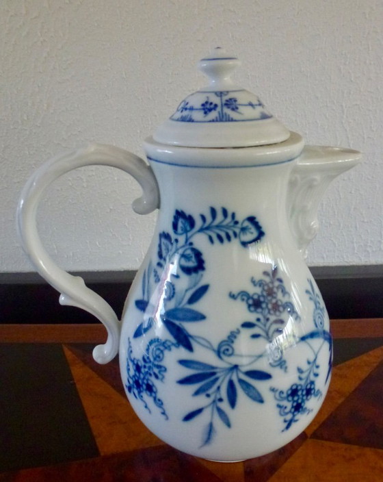 22-Delig Meissen Blauw Uienpatroon Servies - Koffie/Thee Set. – Porcelain (photo 4 of 18)