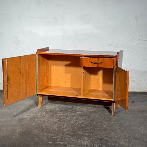 Tatra Nabytok Compact Dressoir, jaren 60 – Wood (photo 2 of 20)