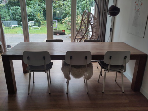 Magnifique table de salle à manger en bois robuste en bois massif