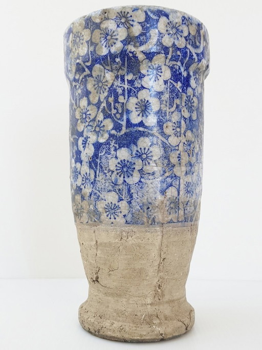 MAGNIFICENT VERY OLD TERRACOTTA CERAMIC VASE WITH BLUE & WHITE FLOWERS
