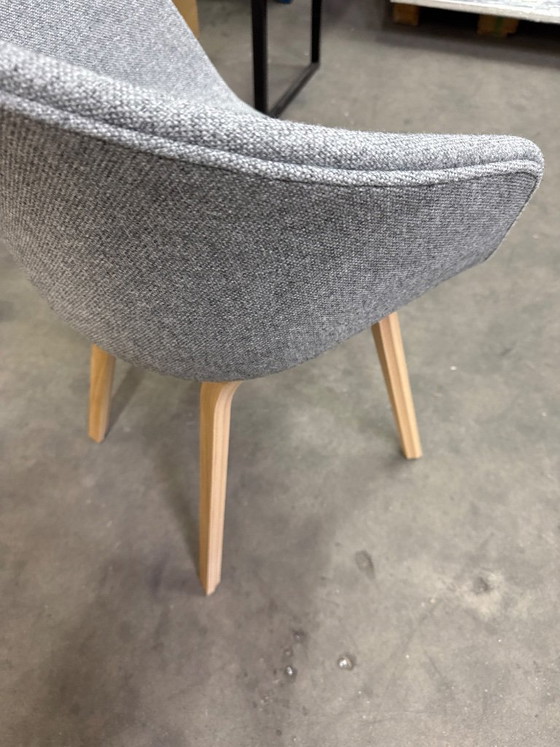 Image 1 of HAY AAC 23 Fauteuil, gestoffeerd frame, eikenhout, mat gelakt
