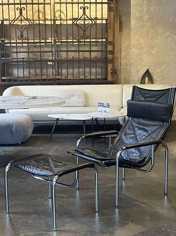 Image 1 of Poltrona Strässle più pouf