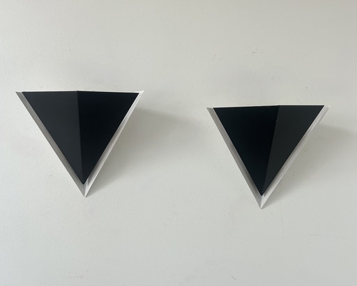 Paire d’appliques vintage, métal laqué mat noir et blanc, France 1970