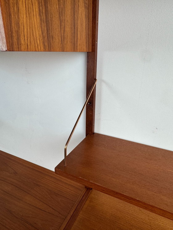 Image 1 of Sistema di pareti in teak danese: design scandinavo senza tempo