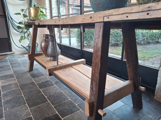 Image 1 of Mueble único, robusto y con carácter.