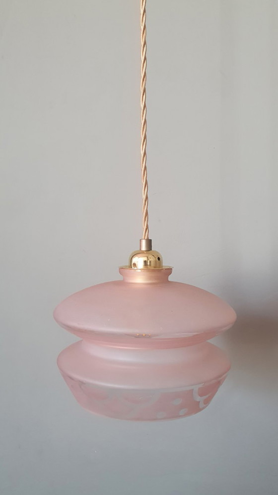 Image 1 of Vintage hanglamp - rose opaline glas met frosted textuur en decoratie 